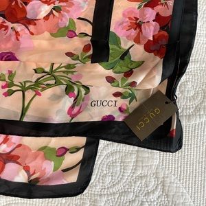 Gucci floral scarf